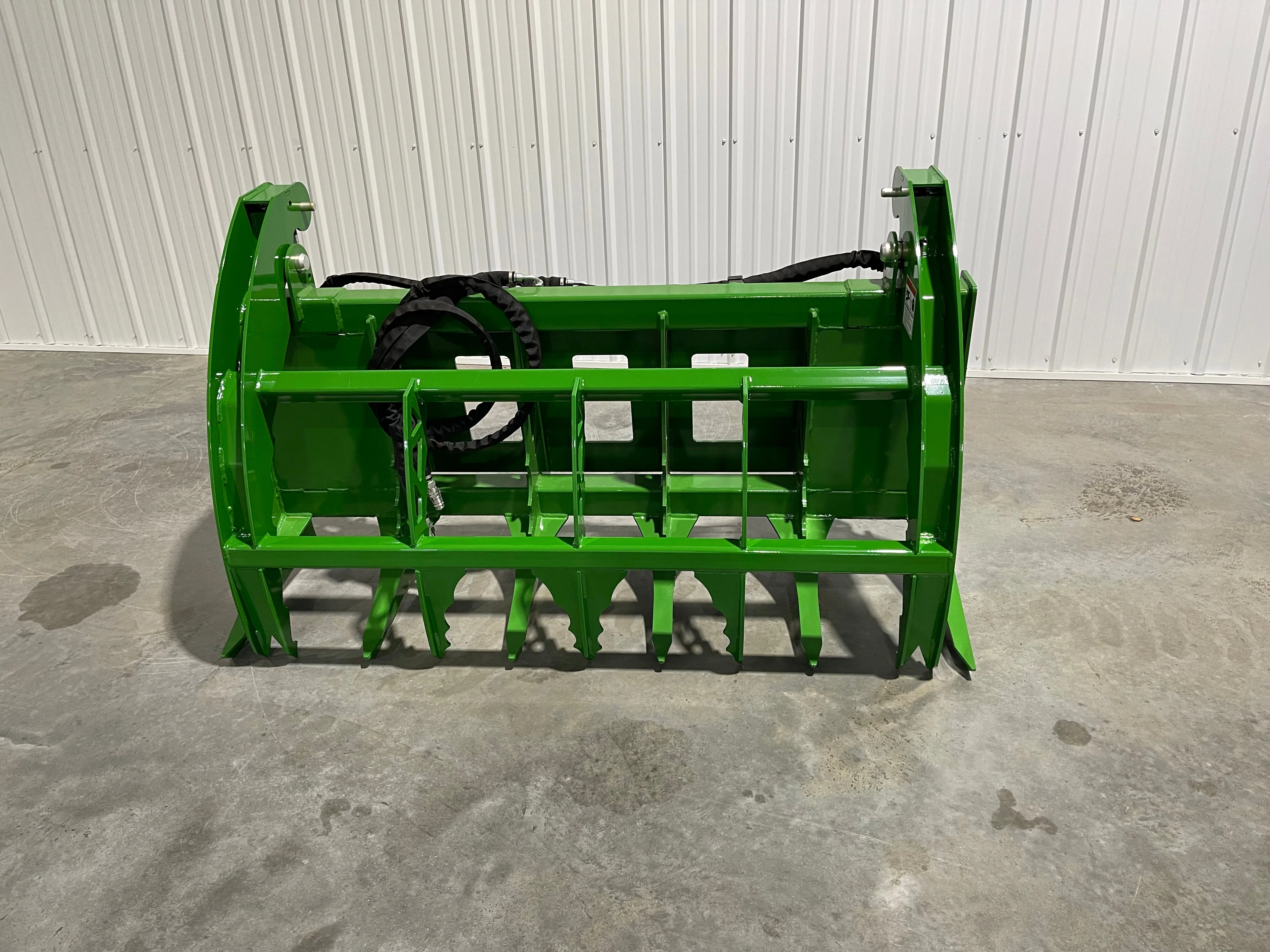 Top Dog Attachments | Granite Grapple John Deere Mount - Image 8
